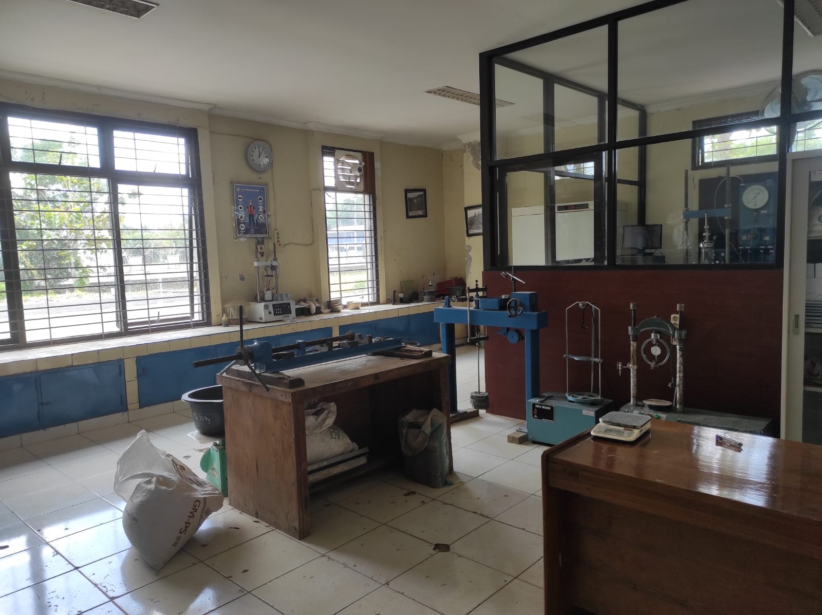 Lab Mekanika Tanah